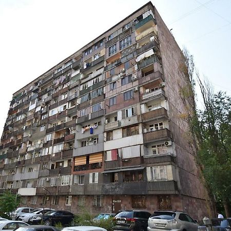 Apartments In Center Of Yerevan,Koghbatsi 1A Street المظهر الخارجي الصورة